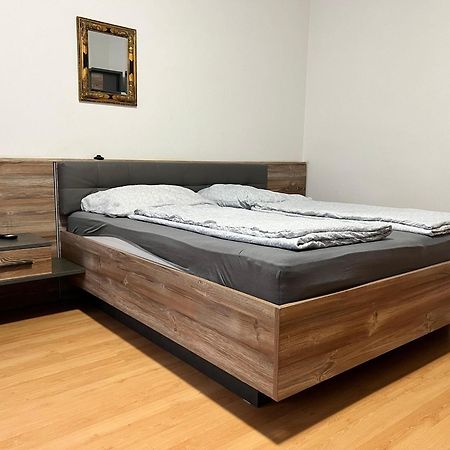 Charming 1Br Apartment Perfect For Long Stays Виена Екстериор снимка
