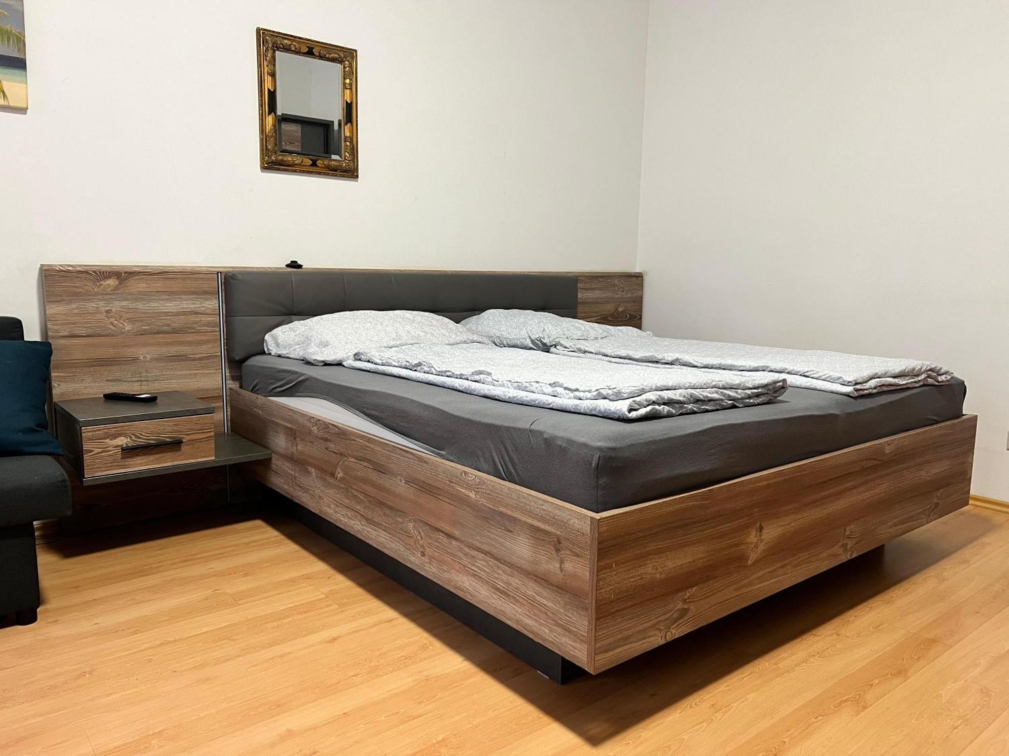Charming 1Br Apartment Perfect For Long Stays Виена Екстериор снимка